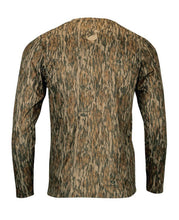 Load image into Gallery viewer, Bottomland Camo Performance Longsleeve